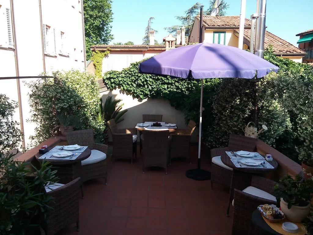 Palazzo Trevi Charming House Bed & Breakfast Bologna