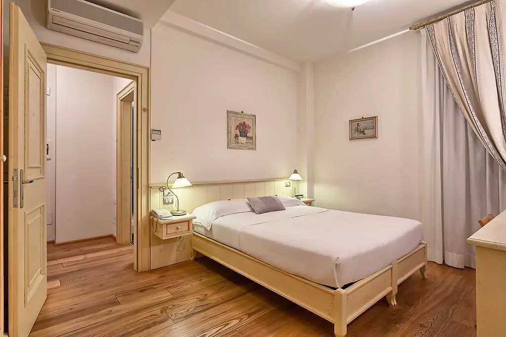 Bed & Breakfast Palazzo Trevi Charming House Bed and Breakfast Bologna