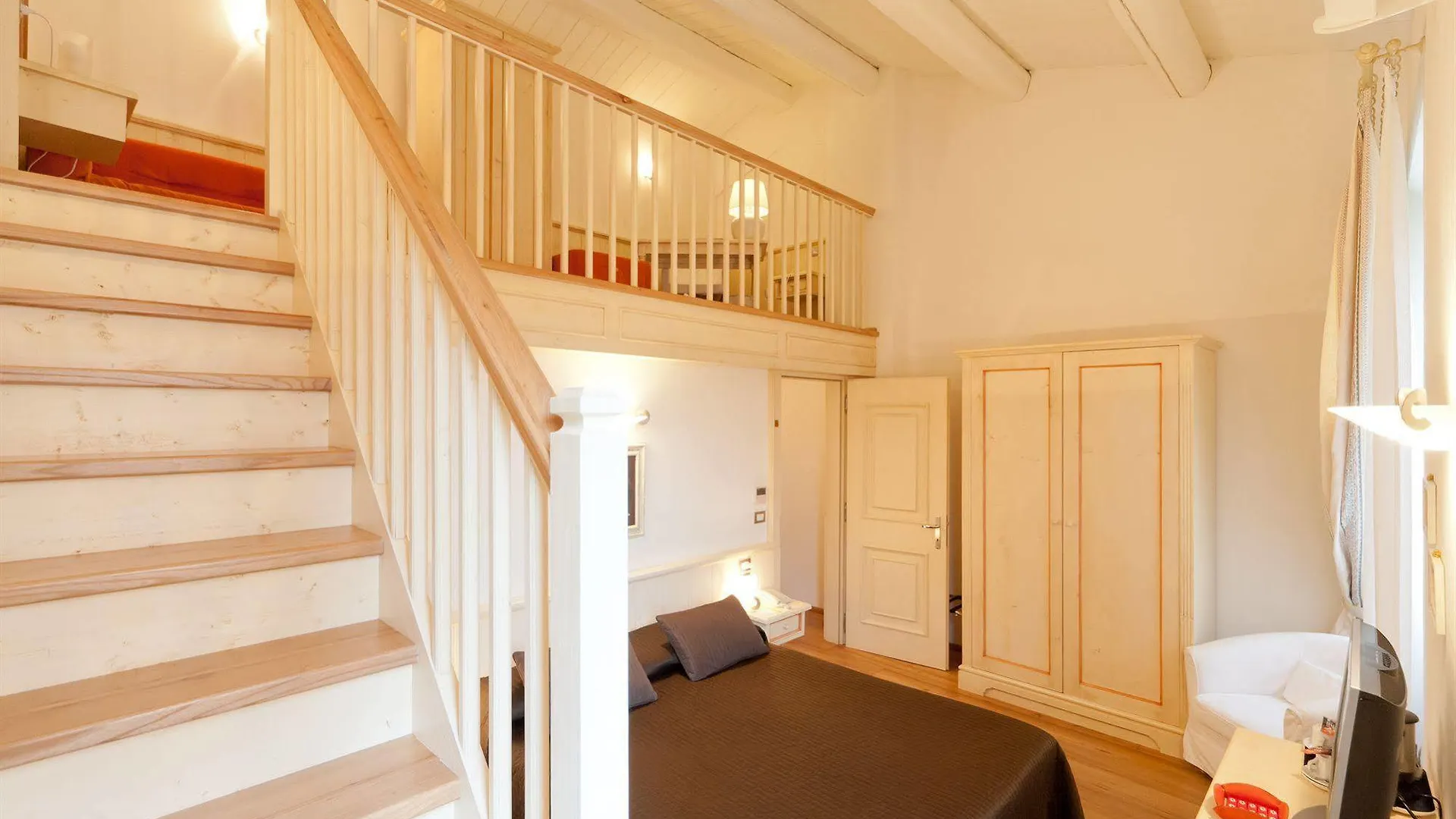 Palazzo Trevi Charming House Bed & Breakfast Bologna
