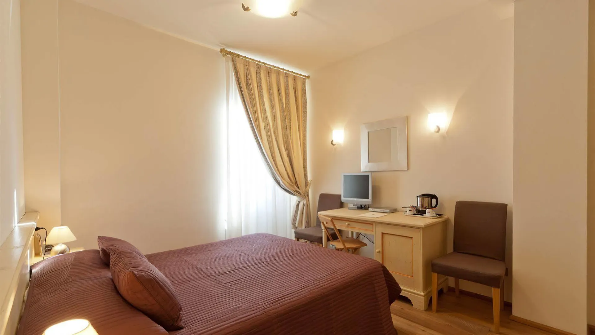 Palazzo Trevi Charming House Bed & Breakfast Bologna