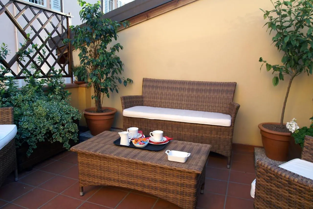 Palazzo Trevi Charming House Bed and Breakfast Bologna 3*,  Italië